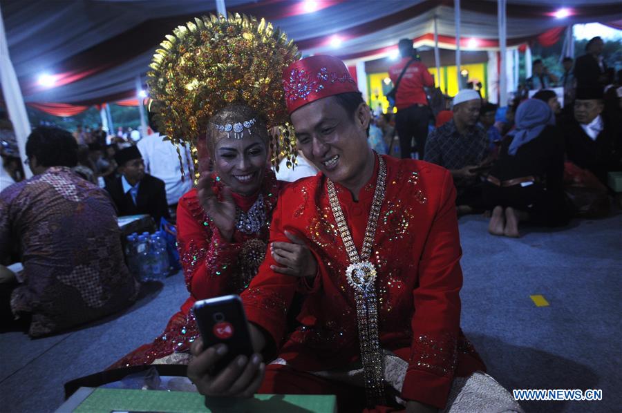 INDONESIA-JAKARTA-MASS WEDDING-NEW YEAR