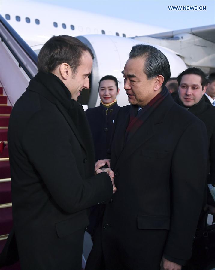 CHINA-BEIJING-FRANCE-MACRON-ARRIVAL (CN)