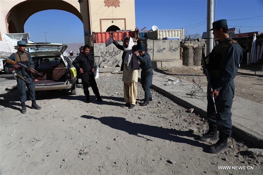 AFGHANISTAN-GHAZNI-SECURITY CHECKPOINT