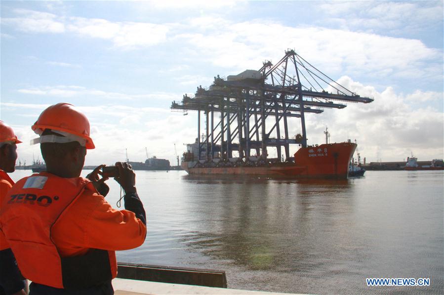 NAMIBIA-WALVIS BAY-CHINA MADE-CRANES