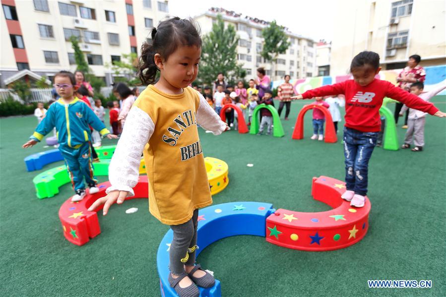 #CHINA-SHANDONG-QINGDAO-CHILDREN'S DAY-ACTIVITY (CN)