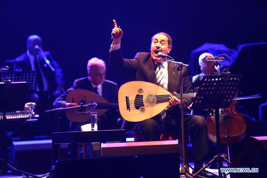 LEBANON-BEIRUT-SINGER-LUTFI BOUCHNAK-PERFORMANCE