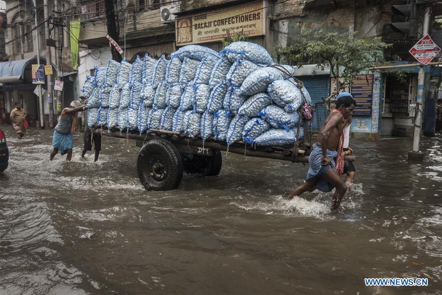 INDIA-KOLKATA-FLOOD