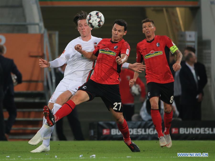 (SP)GERMANY-AUGSBURG-SOCCER-BUNDESLIGA-AUGSBURG VS FREIBURG