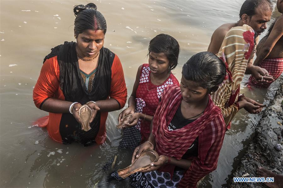 INDIA-KOLKATA-MAHALAYA RITUALS