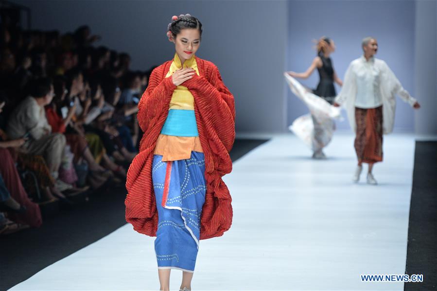 INDONESIA-JAKARTA-FASHION WEEK-OBIN