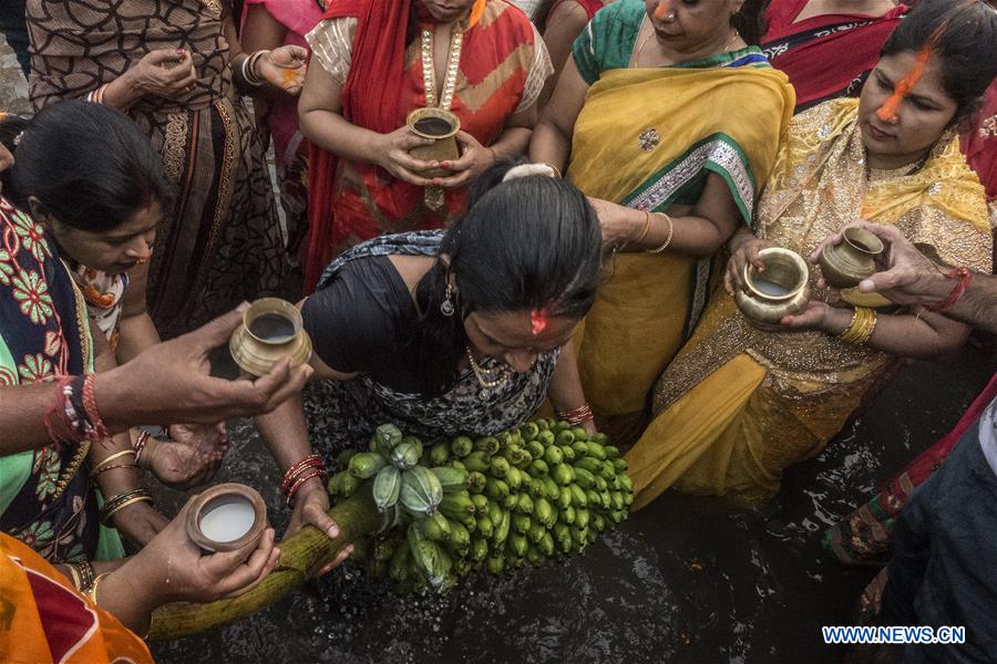 INDIA-KOLKATA-CHHATH FESTIVAL