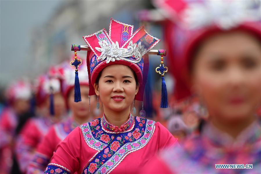 CHINA-GUANGXI-ETHNIC GROUP-COSTUMES (CN)