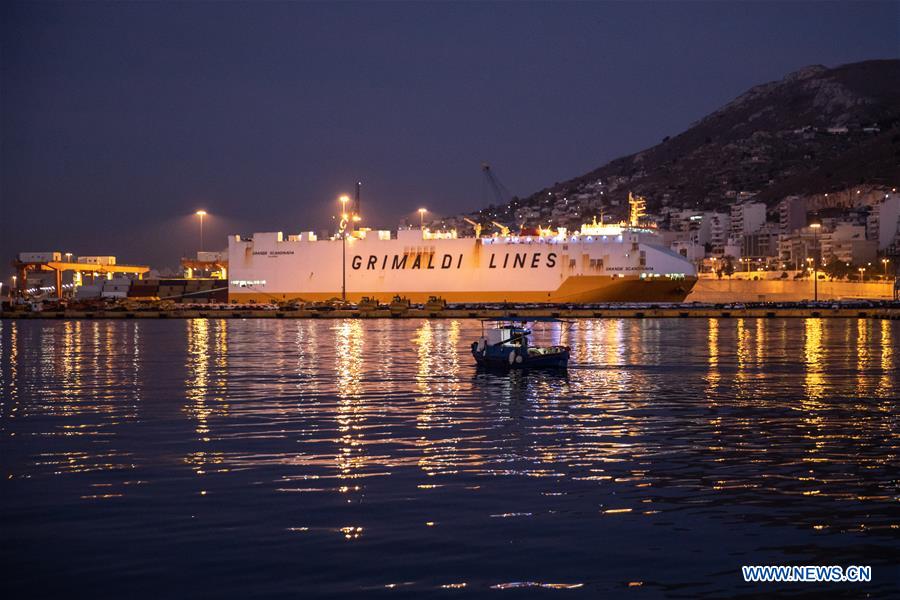 GREECE-PIRAEUS-FISHMARKET-KERATSINI