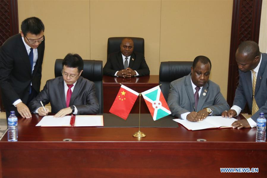 BURUNDI-BUJUMBURA-CHINA-AIDED STATE HOUSE-HANDOVER-SIGNING CEREMONY