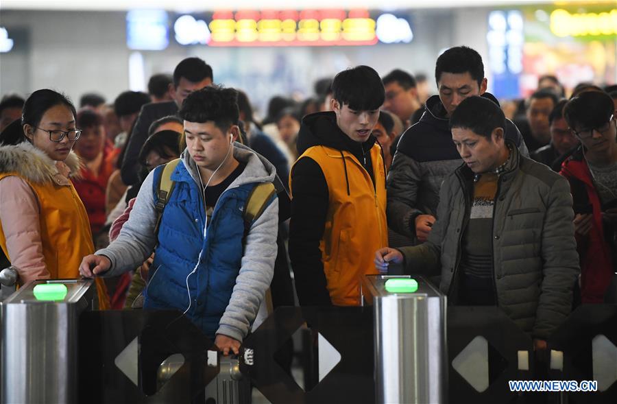 CHINA-CHONGQING-POST-HOLIDAY TRAVEL PEAK (CN)