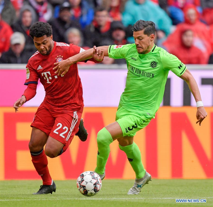 (SP)GERMANY-MUNICH-SOCCER-BUNDESLIGA-BAYERN MUNICH VS HANOVER 96