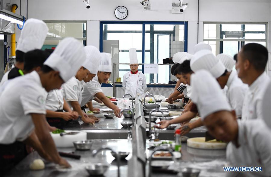 Xinhua Headlines: Cantonese cuisine fires up poverty alleviation opportunities