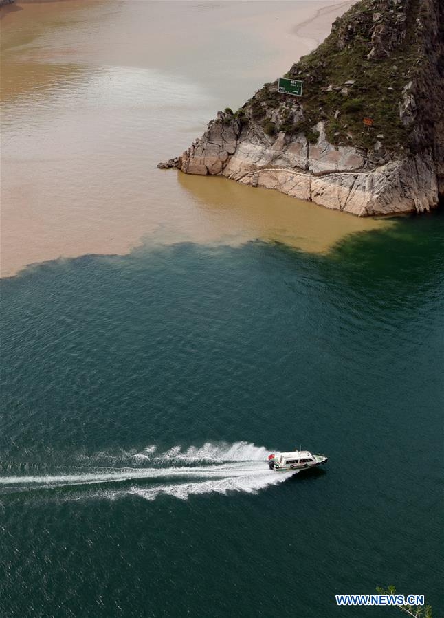 CHINA-GANSU-YONGJING-LIUJIAXIA RESERVOIR-SCENERY (CN)