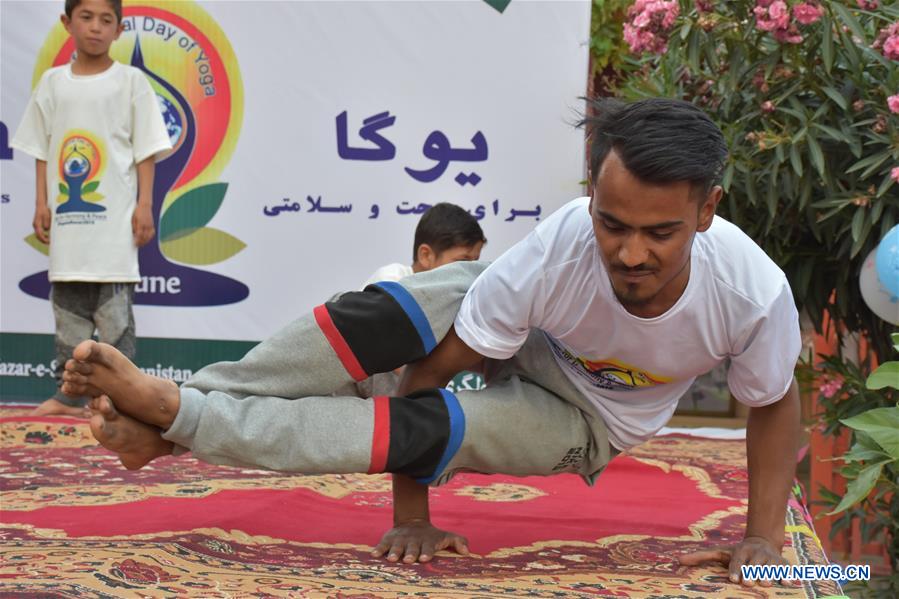 AFGHANISTAN-BALKH-YOGA