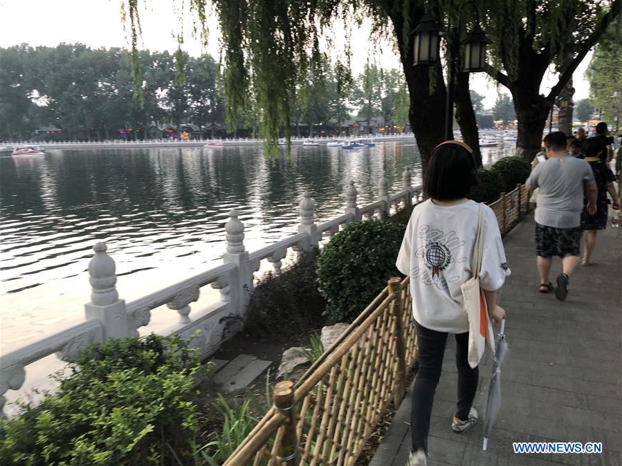 (BeijingCandid)CHINA-BEIJING-SUMMER (CN)