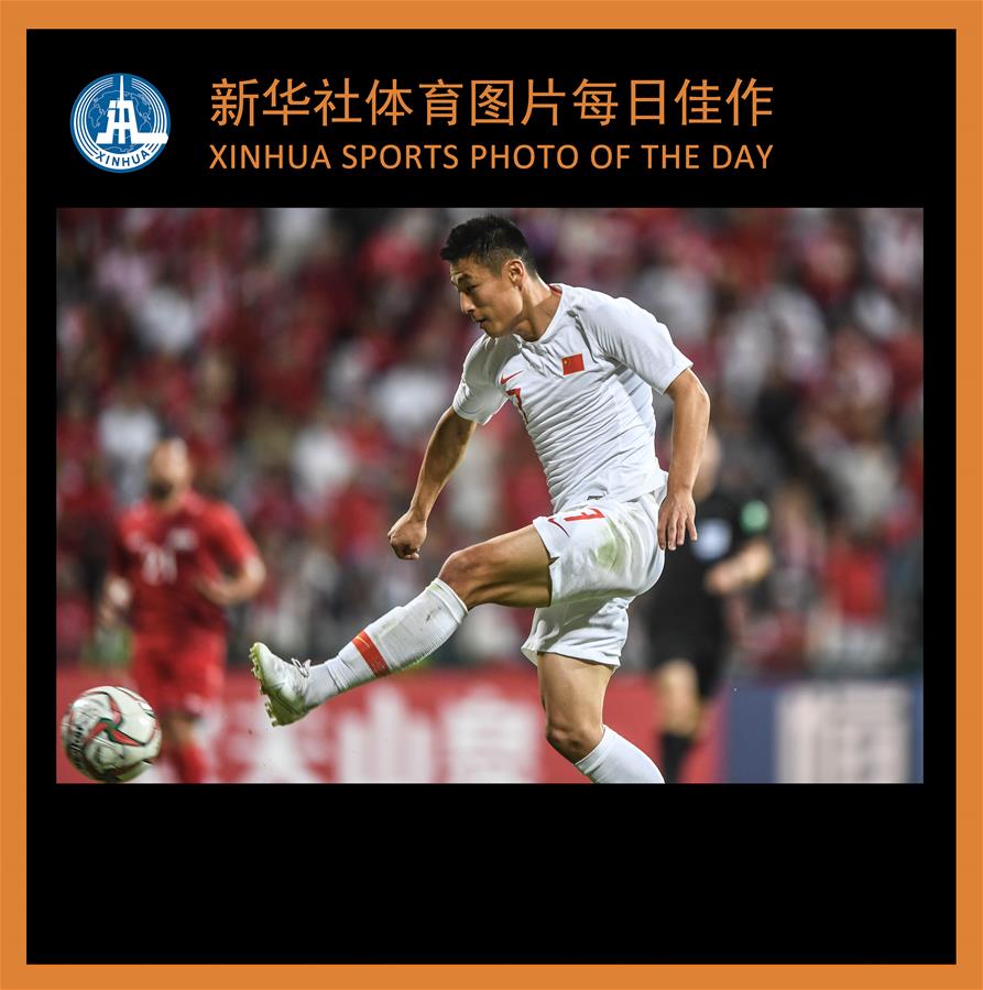 (SP)XINHUA SPORTS PHOTOS OF THE DAY