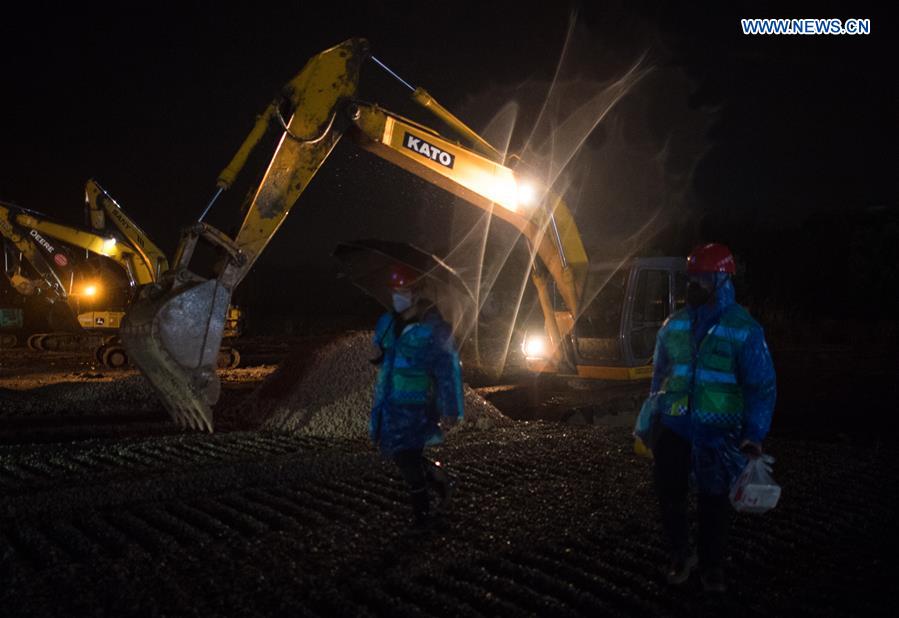 CHINA-HUBEI-WUHAN-NOVEL CORONAVIRUS-MAKESHIFT HOSPITAL-CONSTRUCTION (CN)