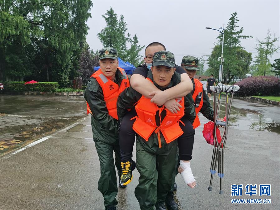 （防汛抗洪·圖文互動(dòng)）（5）哪里有需要就戰(zhàn)斗在哪里——武警安徽總隊(duì)黃山支隊(duì)抗洪搶險(xiǎn)記事