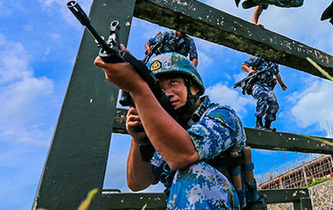 海軍陸戰(zhàn)隊(duì)特種障礙訓(xùn)練，敢來嗎？