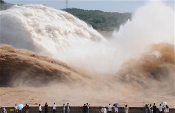 “雙龍”飛騰小浪底